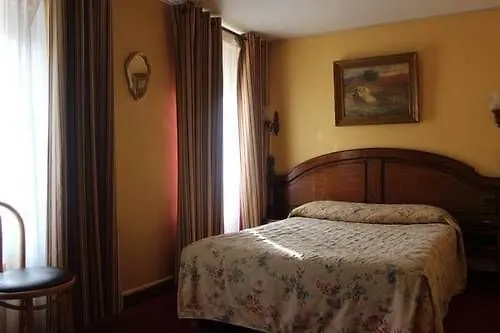 Marmotel Etoile Paris