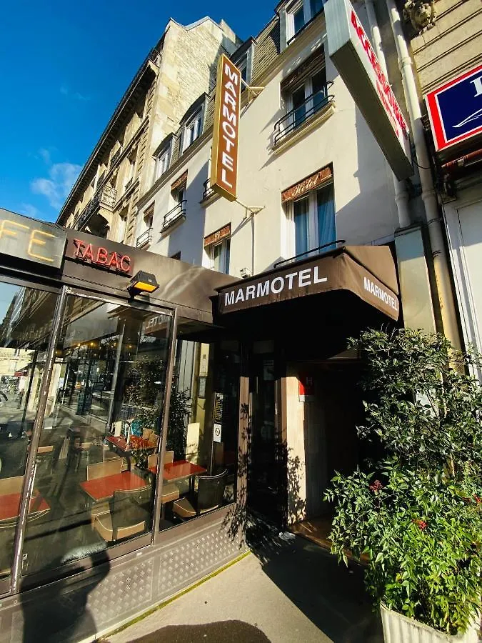 *** Szálloda Marmotel Etoile Párizs Franciaország